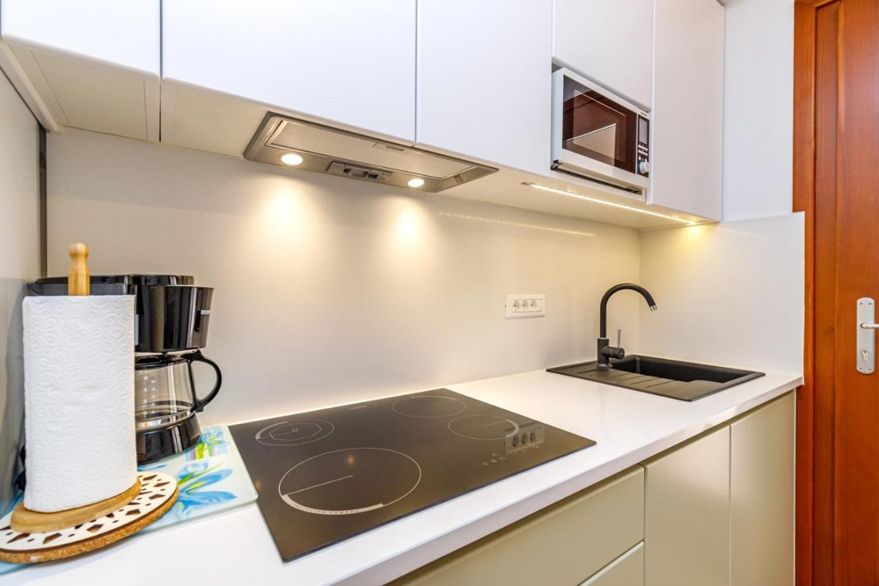 Apartments Lavizatic 波雷奇 外观 照片